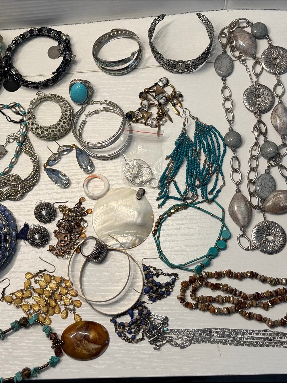 Vintage Lot Of Costume Jewelry Craft +2lbs. Bracelets Earrings Necklaces Rings